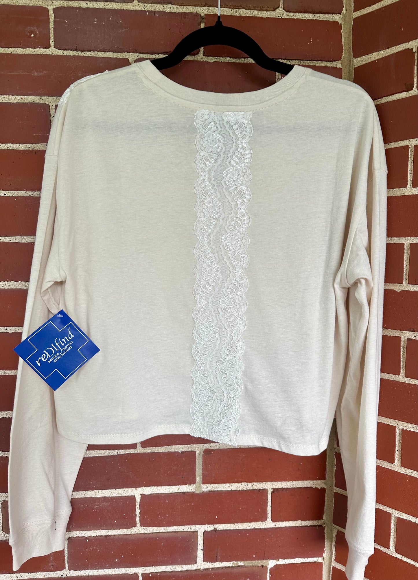 Trendy tee